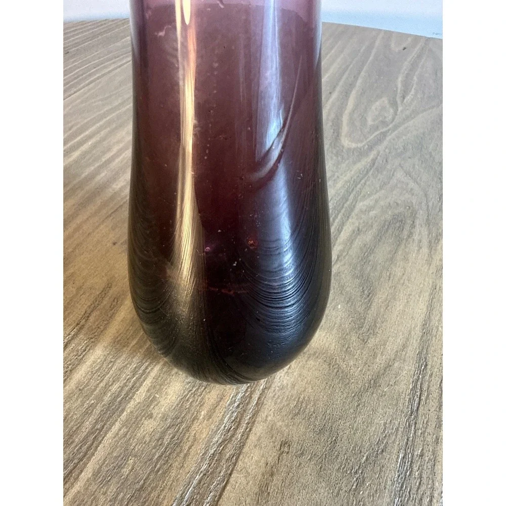 Vintage Mid Century Modern Amethyst Purple Swung Glass Bud Vase 11.25